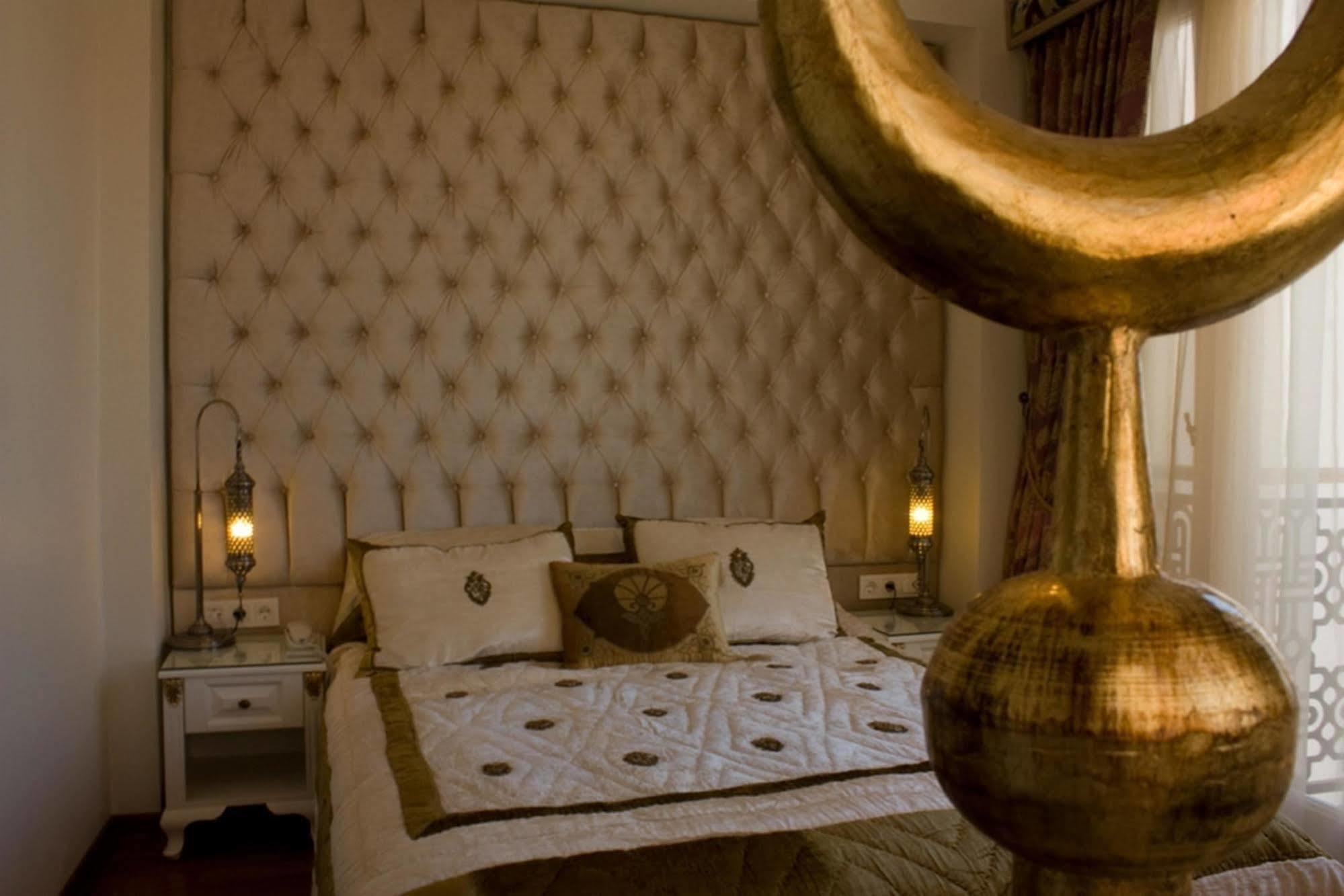Couette-café Ersari 3*
